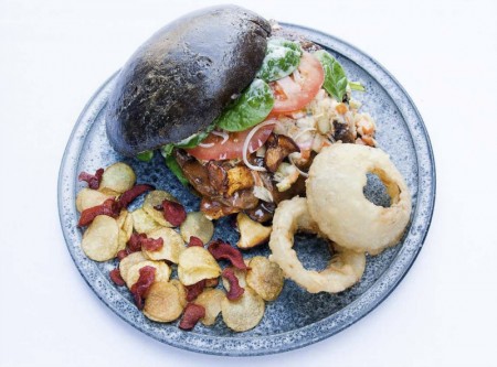Humlen af Gastronomi Den tidskrævende burger